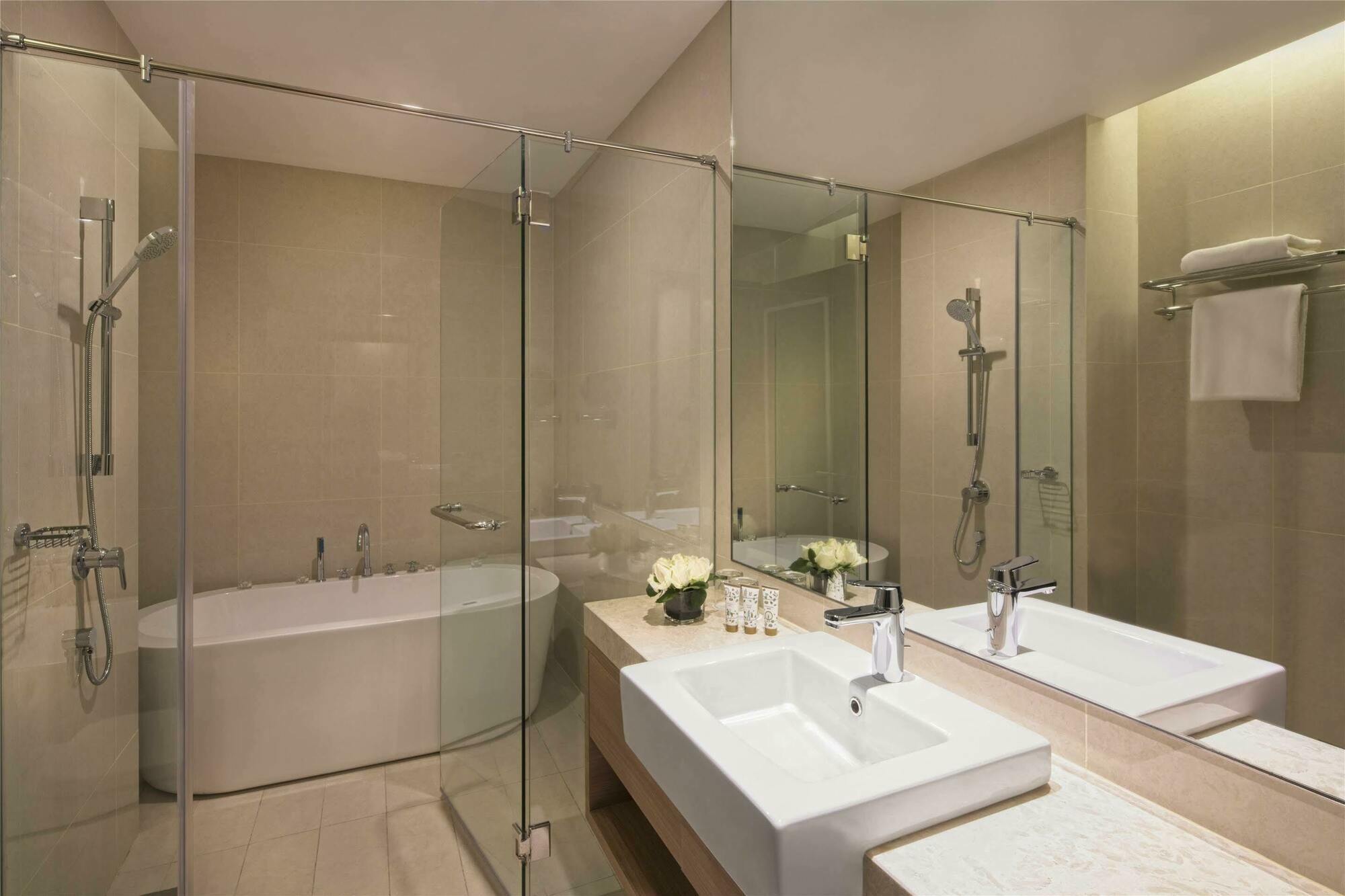 Dorsett Hartamas Kuala Lumpur Exterior foto Bathroom